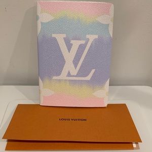 LOUIS VUITTON Clemence Notebook